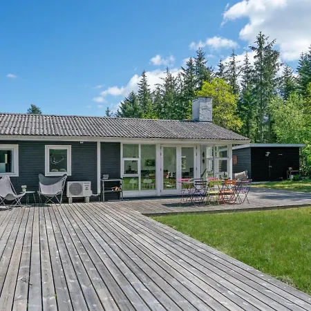 Sighwith - 500m From The Sea In Ne Jutland By Interhome *