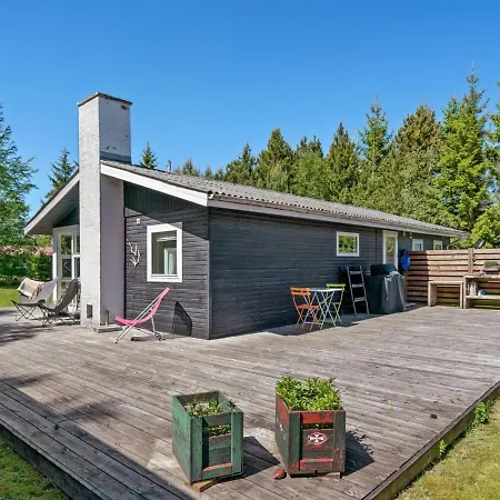Holiday home Sighwith - 500m From The Sea In Ne Jutland By Interhome *