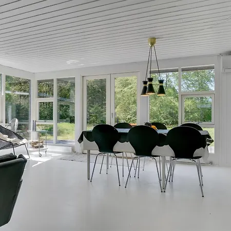 Sighwith - 500m From The Sea By Interhome * Hals
